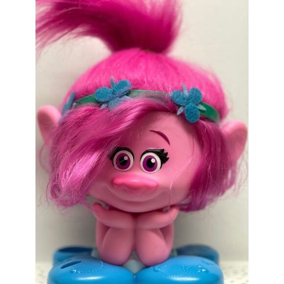 2016 Poppy Troll Styling Station Head with Groovy Blue Headband 10' DWA LLC - Picture 6 of 6